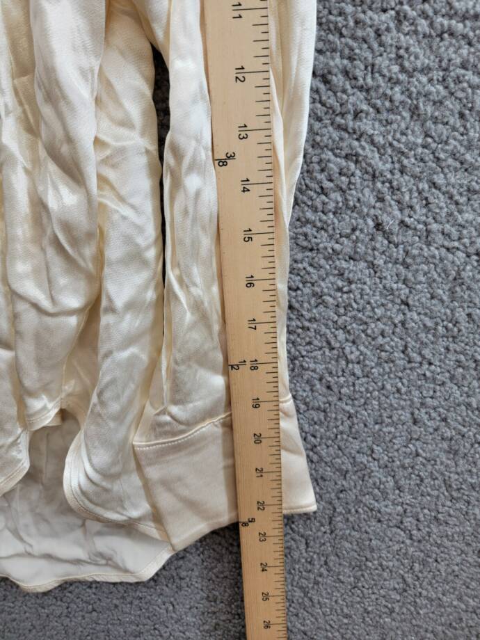 WAYF Fynn Satin Button Front Blouse Women's M Cream Patch Pocket Long Sleeve