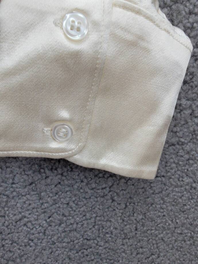WAYF Fynn Satin Button Front Blouse Women's M Cream Patch Pocket Long Sleeve
