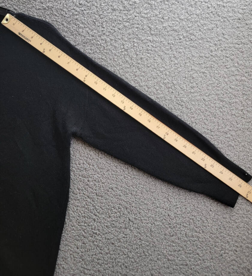 C by Bloomingdale's Cashmere Boat Neck Asymmetrical Sweater Women's M Black