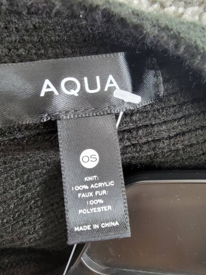 AQUA Ombré Knit Scarf Women's One Size Black/Silver~