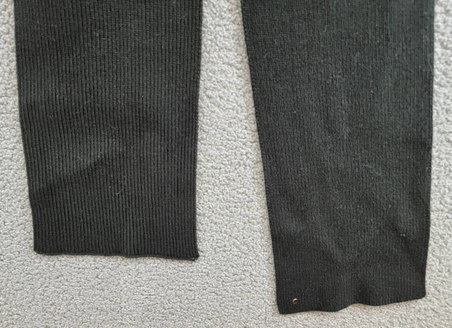 AQUA Ombré Knit Scarf Women's One Size Black/Silver~