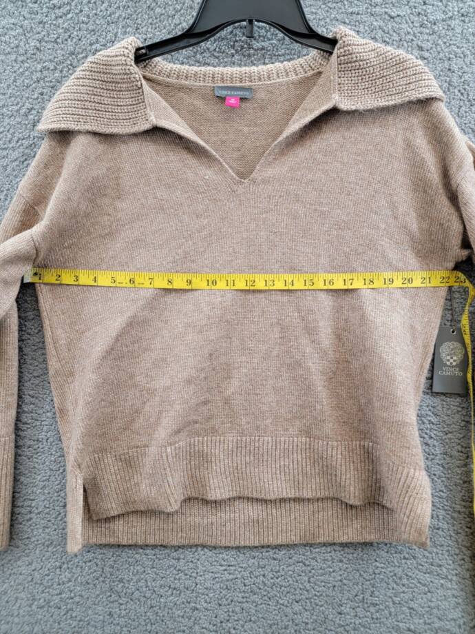 Vince Camuto V-neck Spread Collar Sweater Women's M Almond Beige Pullover