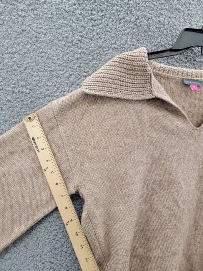 Vince Camuto V-neck Spread Collar Sweater Women's M Almond Beige Pullover