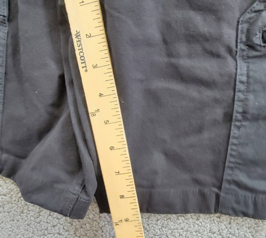 Bass Outdoor Worker Cargo Shorts Men's 34 Caviar High Rise Zip/Button Closure