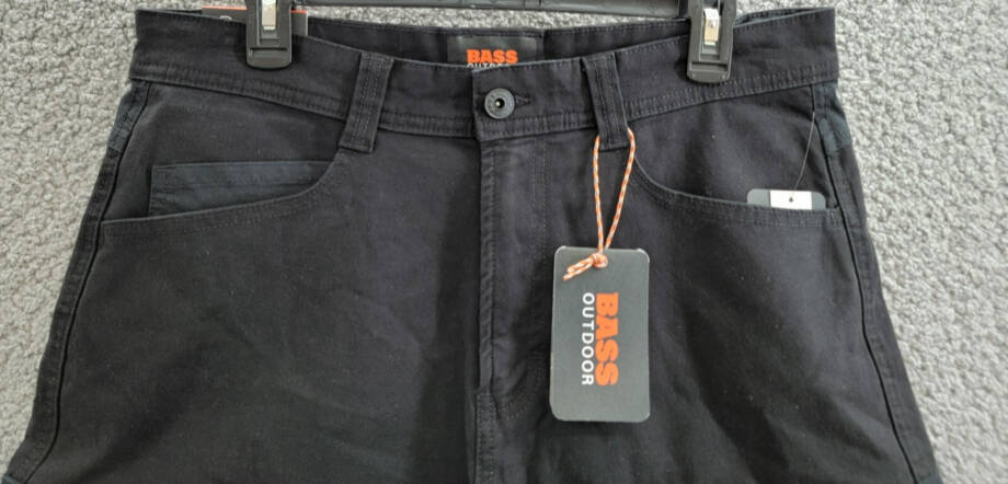 BASS OUTDOOR Worker Cargo 9" Shorts Men's 32 Black Pockets Button Zip Closure