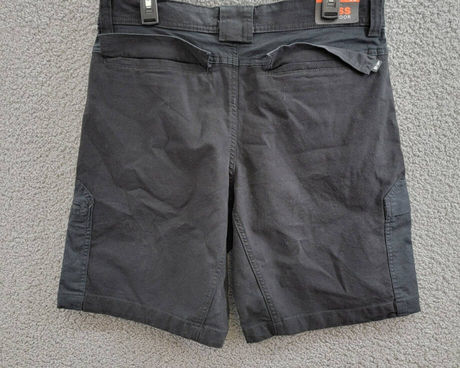BASS OUTDOOR Worker Cargo 9" Shorts Men's 32 Black Pockets Button Zip Closure