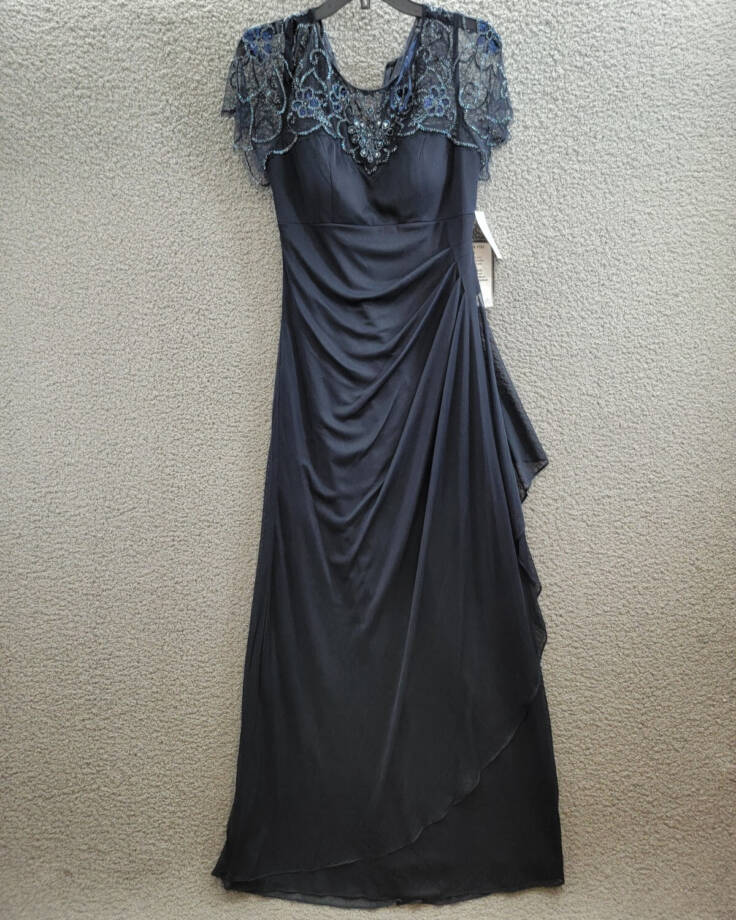 XSCAPE Embellished-Neck Gown Women's 8 Navy Blue Short Sleeve Zip Closure