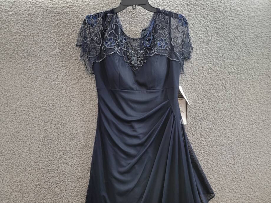 XSCAPE Embellished-Neck Gown Women's 8 Navy Blue Short Sleeve Zip Closure