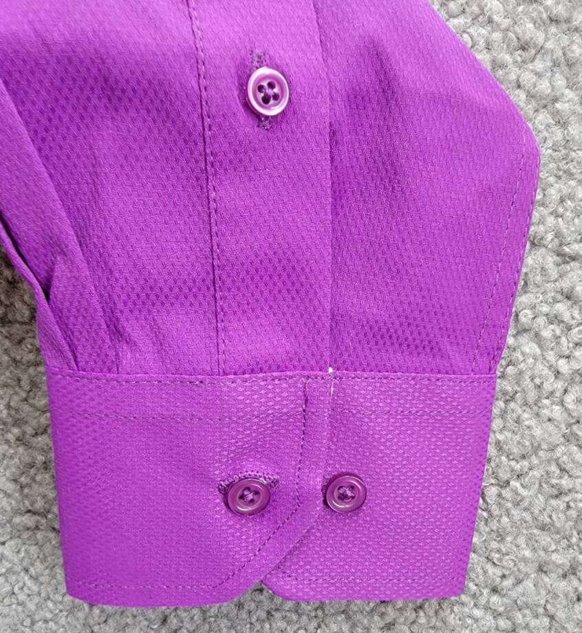 Tayion Collection Slim-Fit Solid Dress Shirt Men's M (15-15.5) 32/33 Purple/Gold
