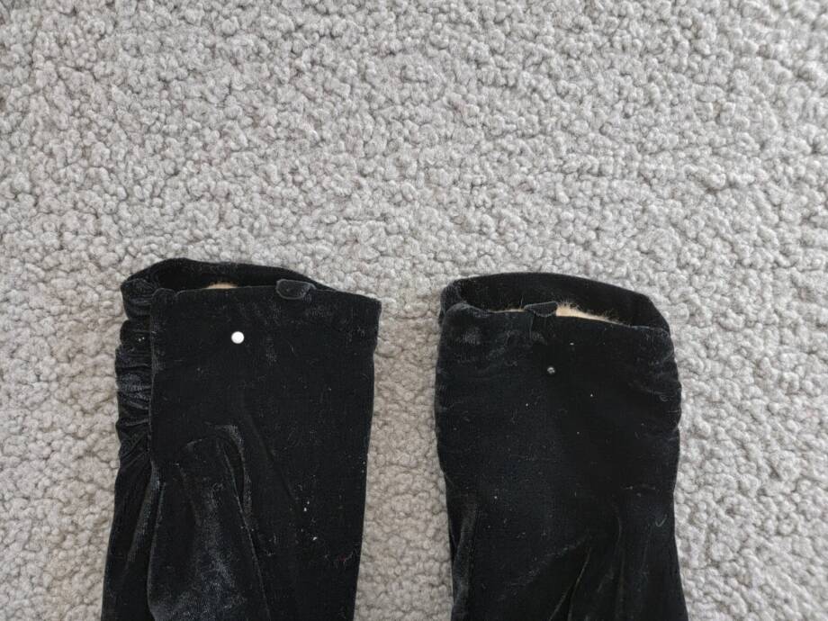 Marcus Adler Rouched Cuff Thinsulate Lined Velvet Glove Women's One Size Black