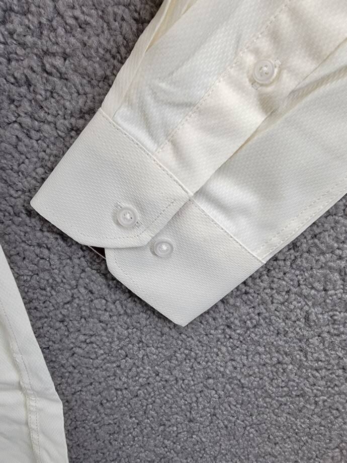 Tayion Collection Slim-Fit Creme Dress Shirt Men's M 15-15.2 34-35 Cream/Maroon