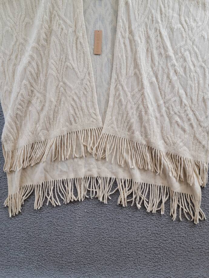 Steve Madden Medallion Brushed Topper Women's OSFM Ivory Fringe Trim