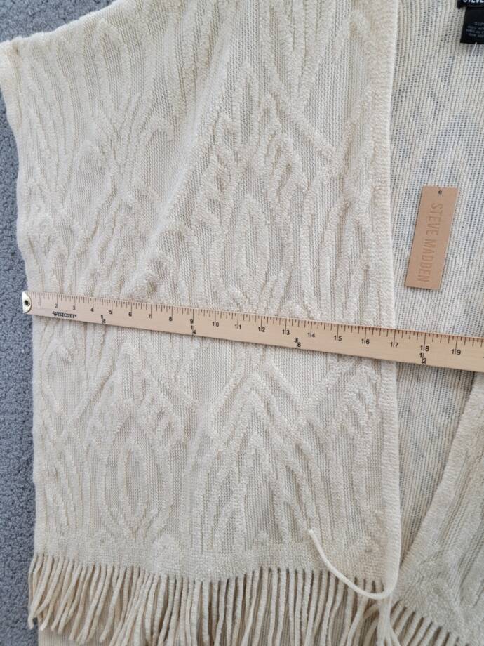 Steve Madden Medallion Brushed Topper Women's OSFM Ivory Fringe Trim