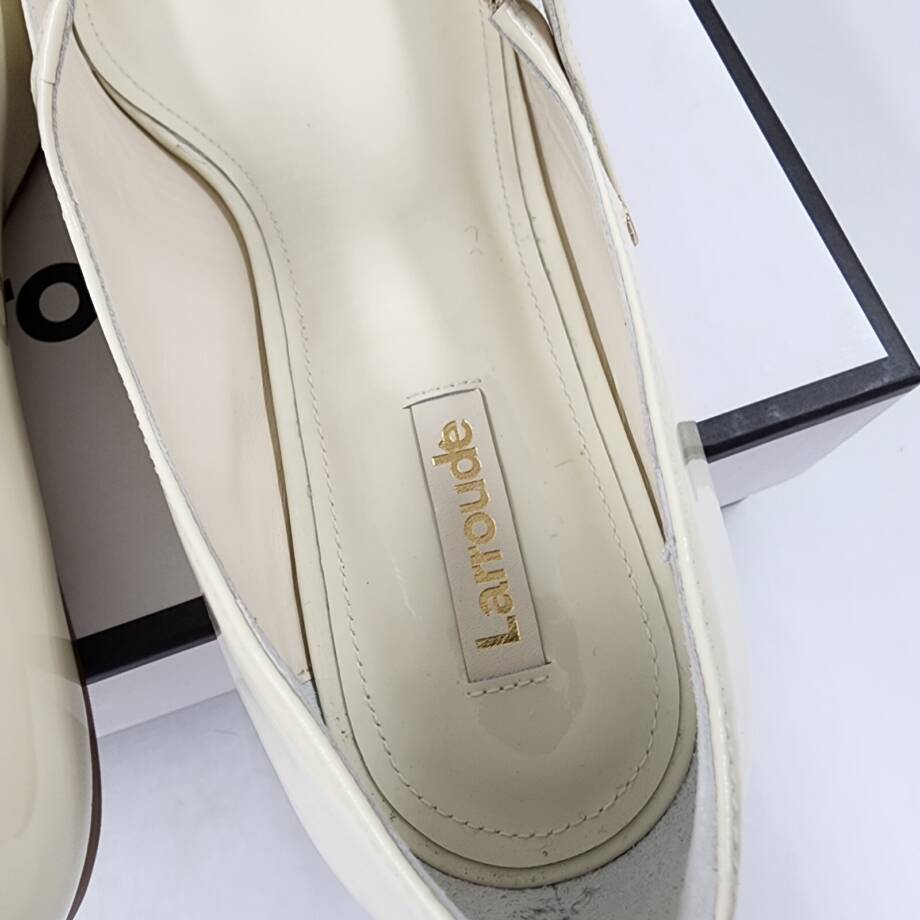 Larroudé Blair Mary Jane Ballet Flats Women's 10 Patent Ivory Buckled Strap