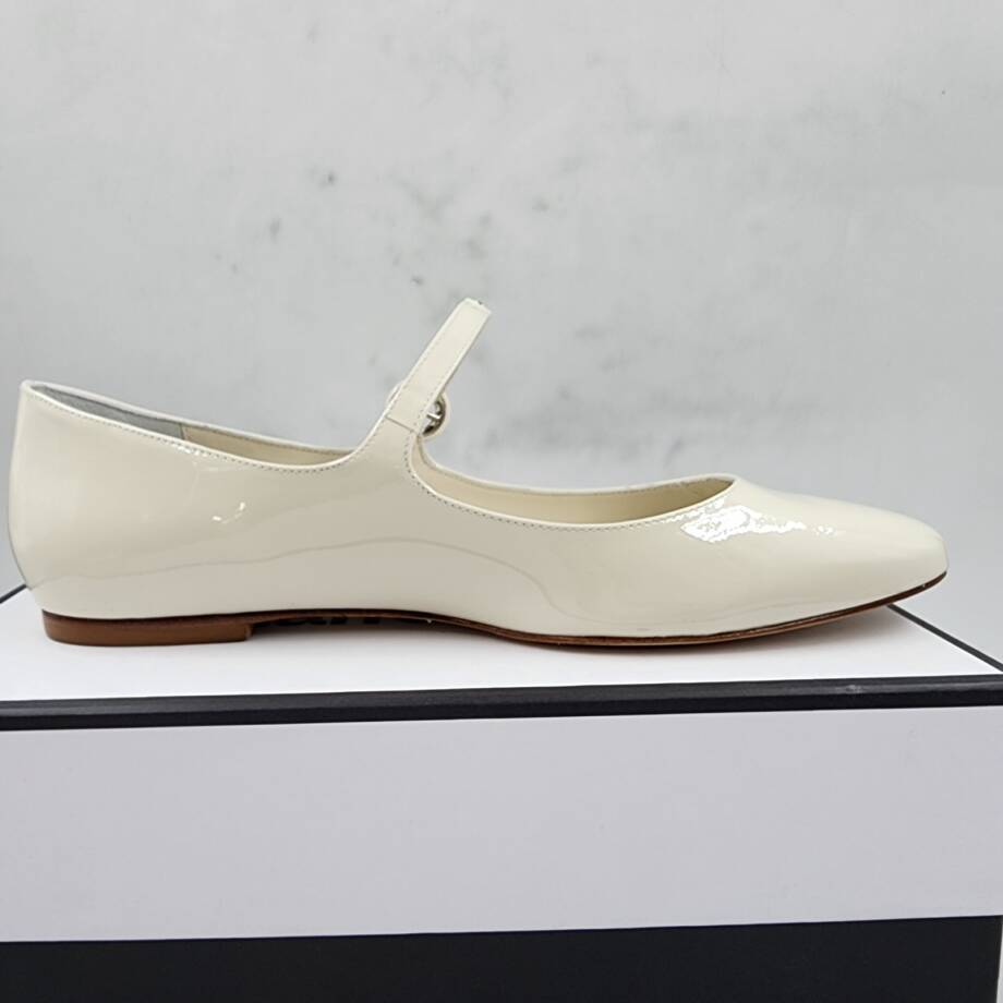 Larroudé Blair Mary Jane Ballet Flats Women's 10 Patent Ivory Buckled Strap