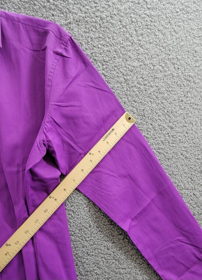 Tayion Collection Slim-Fit Gold Trim Dress Shirt Men's M 15-15.5 34-35 Purple