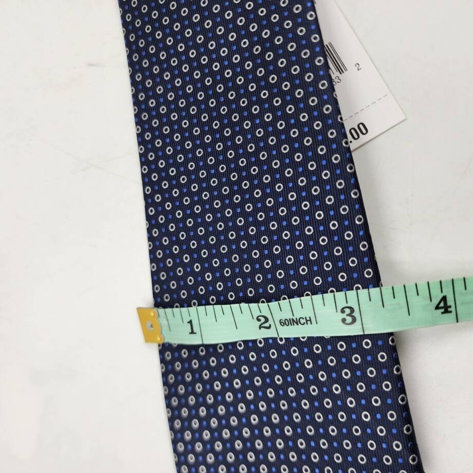 The Men's Store at Bloomingdale's Dots Neat Silk Classic Tie Mens 8 Navy Pointed