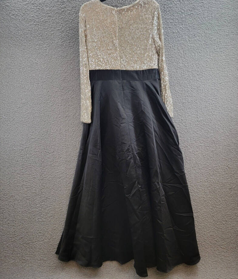 XSCAPE Petite Sequin-Bodice Long-Sleeve Ball Gown Women's 14P Black/Silver Zip