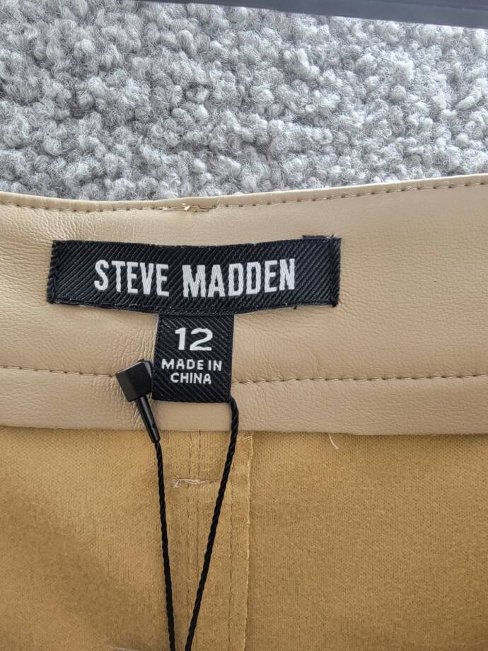 STEVE MADDEN Avani Faux Leather Maxi Skirt Womens 12 Camel Front Slit Button Zip