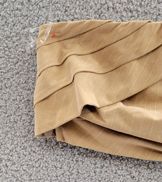 AQUA Pleated Cropped Strapless Top Women's Large Camel Pinstripe Side Zip