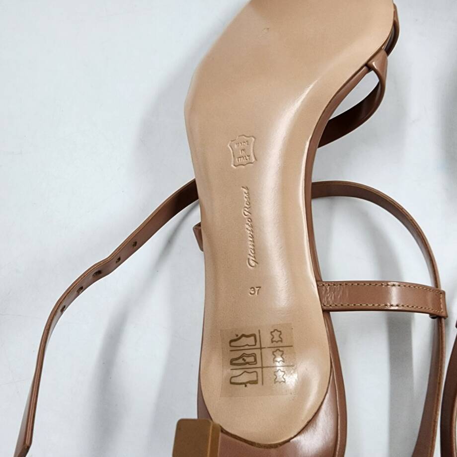 Gianvito Rossi Lindsay High Heel Sandals Womens 37/7US Brown Ankle Strap Closure