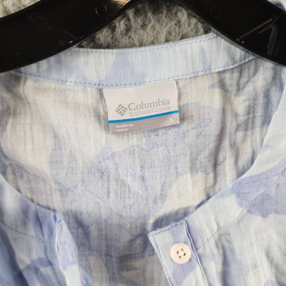 Columbia Holly Hideaway Breezy Dress Women's S Whisper Peonies Button Closure