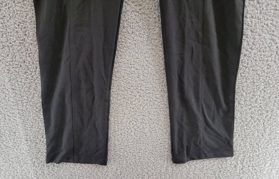 HUE Ponte Pull On Pants Women's S Black Solid Banded Waist Pockets Elastic Waist