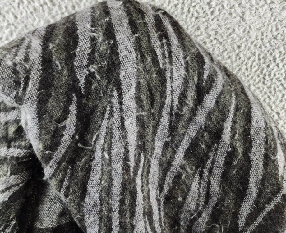 MICHAEL Michael Kors Wool Blend Animal-Print Jacquard Scarf Women's O/S Black