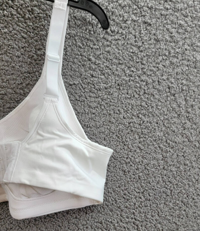 Playtex 18 Hour® Bounce Control Convertible Wireless Bra Women's 40DD White