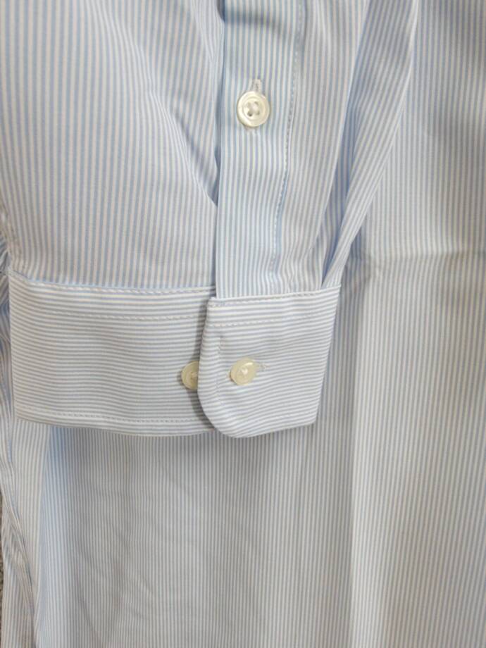 Club Room Regular Fit Traveler Fine Stripe Dress Shirt Men's 17 32/33 Light Blue