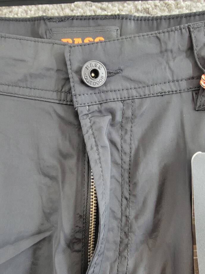 BASS OUTDOOR All Grounds Triple Needle Stitch Cargo Shorts Men's 32 Caviar