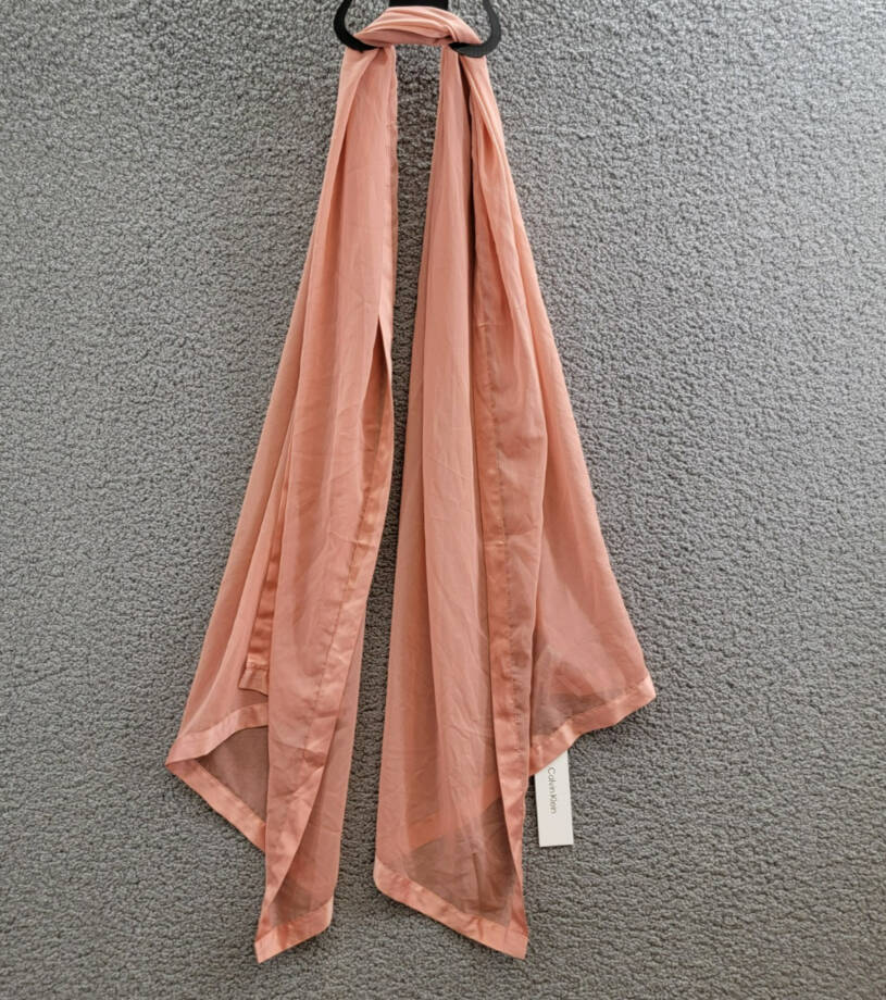Calvin Klein Elegant Satin-Trim Chiffon Evening Wrap Womens One Size Desert Rose