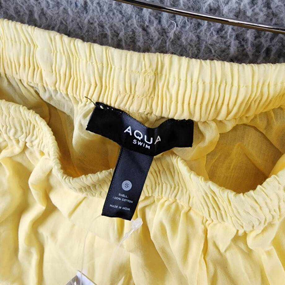 AQUA Pull On Shorts Women's Small Yellow Solid Side Pockets Elastic Waistband