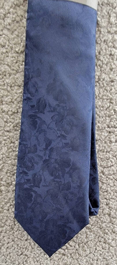 Michael Kors Silk Blend Carman Classic Floral Tie Mens One Size Navy Adjustable~