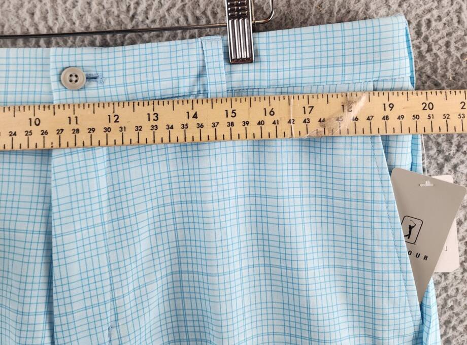 PGA TOUR Check Print Performance 8" Golf Shorts Men's 38 Cyan Blue