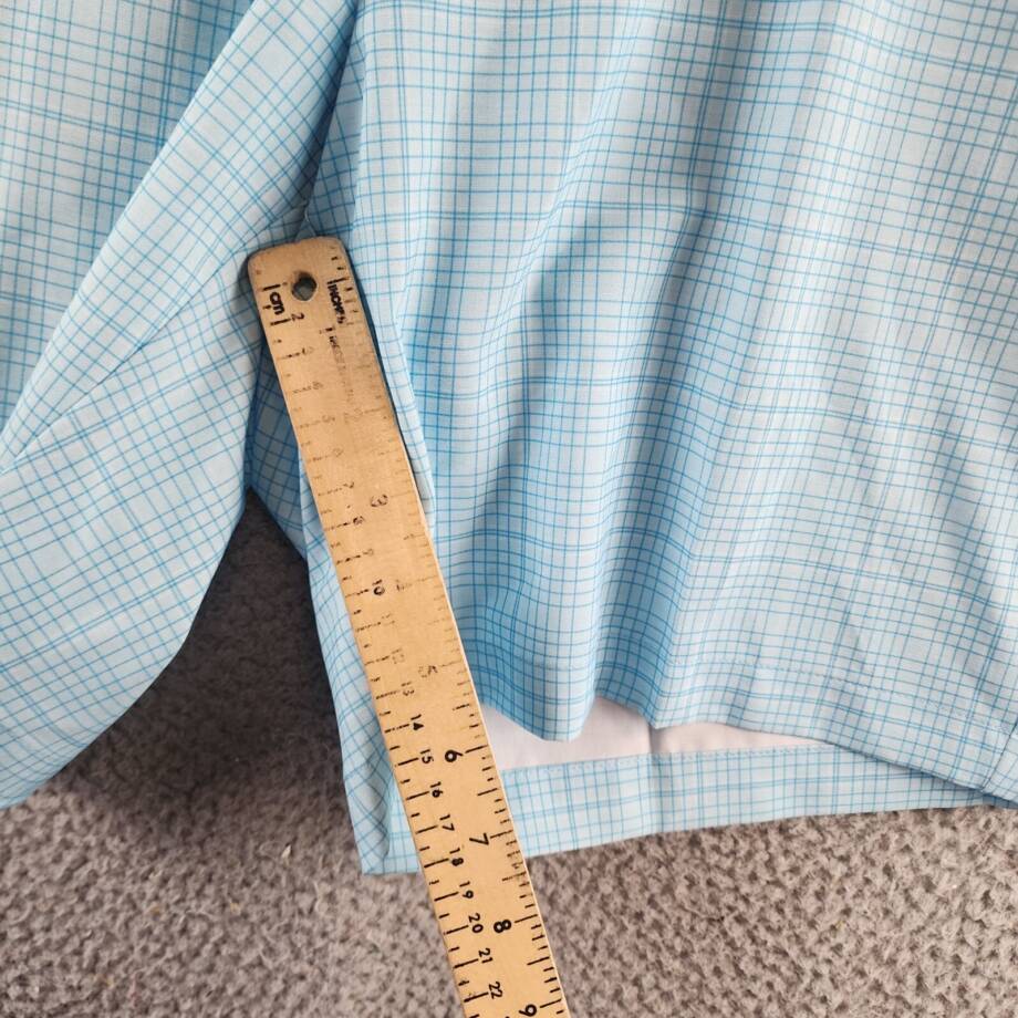 PGA TOUR Check Print Performance 8" Golf Shorts Men's 38 Cyan Blue