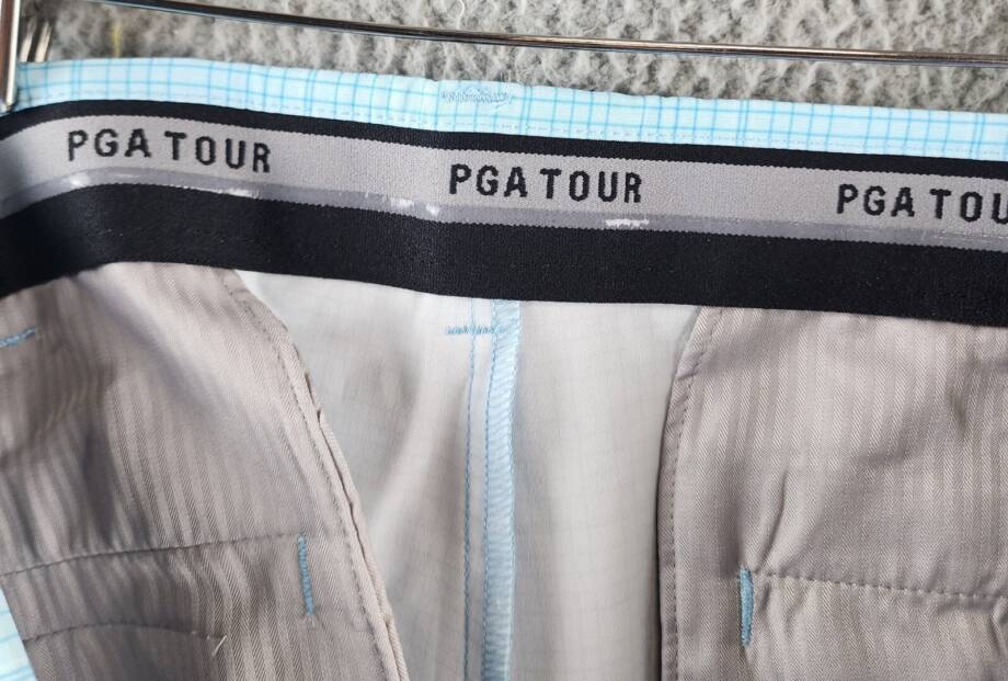 PGA TOUR Check Print Performance 8" Golf Shorts Men's 38 Cyan Blue