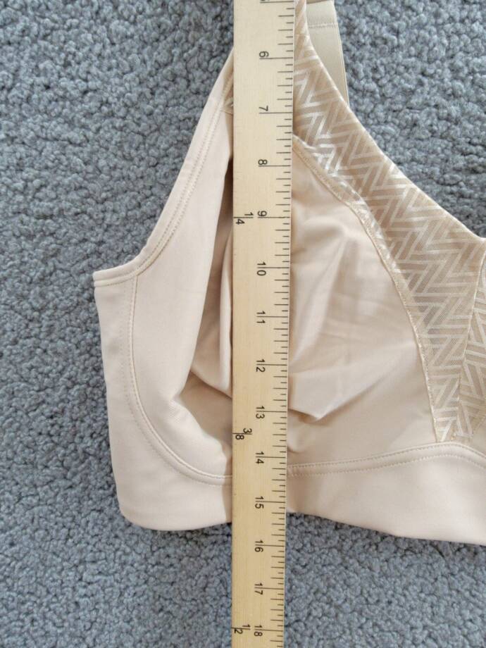 Playtex 18 Hour Bounce Control Wire Free Bra Women's 40DDD Taupe Hook & Eye Back