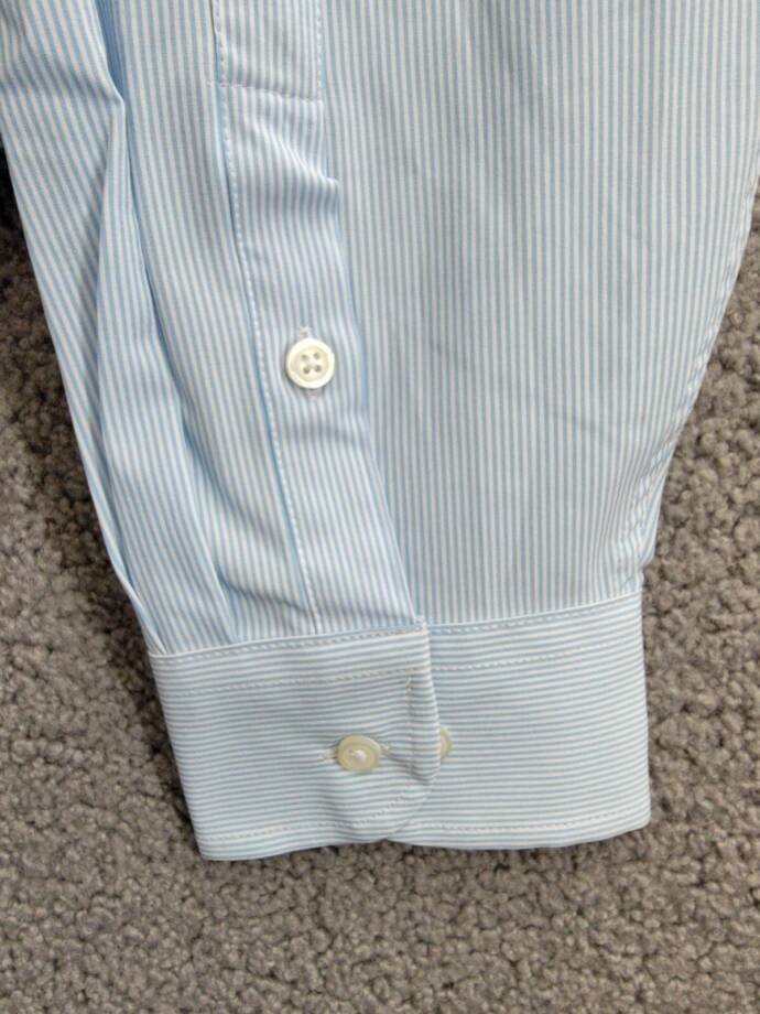 Club Room Regular Fit Traveler Fine Stripe Dress Shirt Men's 17 34-35 Light Blue
