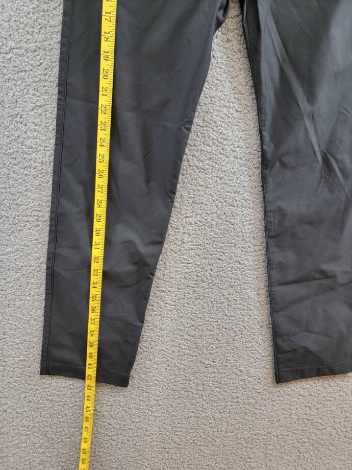 BASS OUTDOOR Straight-Fit Traveler Tech Pants Men's 28 Caviar Zip/Button Closure