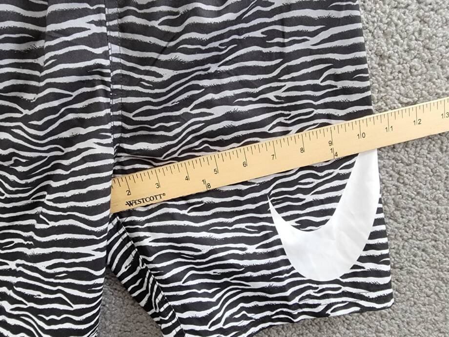 Nike Tiger Fade 7" Volley Swim Shorts Big Boys L Black/White Ombré Elastic Waist