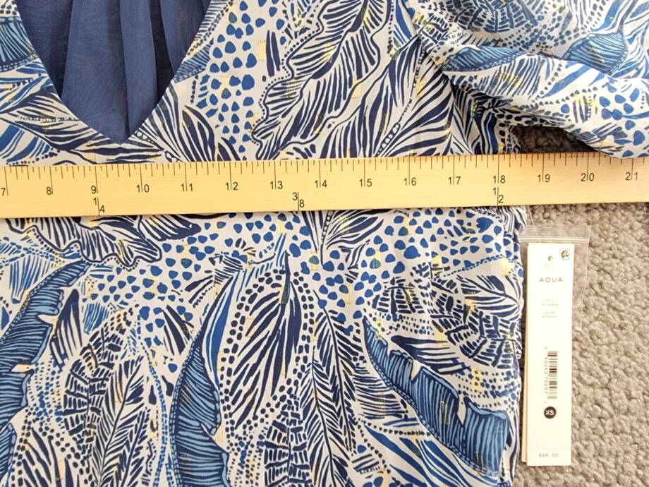 AQUA Leaf Print Blouse Women's XS White/Navy Metallic Vneck Long Sleeve Pullover