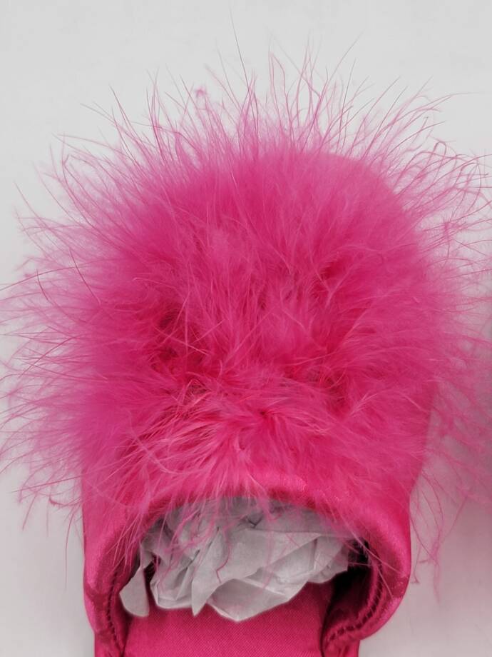 I.N.C. International Concepts Satin Pom Slide Boxed Slippers Women's S 5-6 Pink