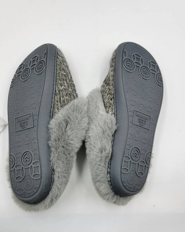 Isotoner Signature Samantha Wool Blend Sweater Boxed Slippers Women's 9.5-10