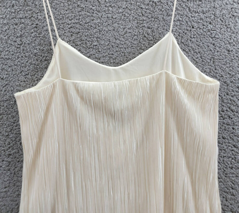 Anne Klein V-Neck Micro-Pleated Knit Tank Women's S Anne White Solid Pullover