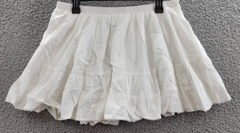 Steve Madden Aisha Tiered Mini Skirt Women's L White Solid Elastic Waist Pull On