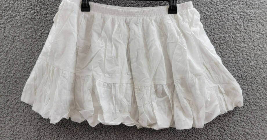 Steve Madden Aisha Tiered Mini Skirt Women's L White Solid Elastic Waist Pull On