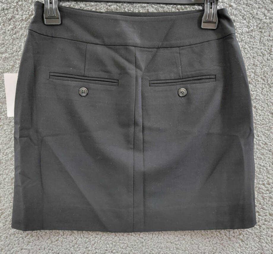Good American Suiting Mini Skirt Women's 00/24 Black Zipped Pockets Hook & Bar