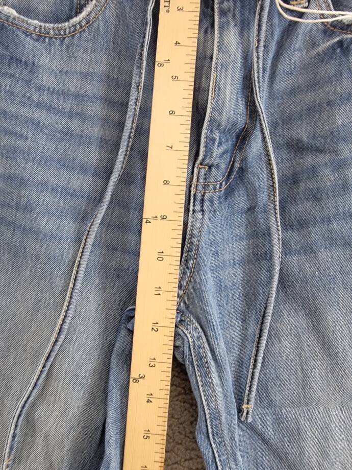 KanCan Hilo Ultra High Rise 90's Flare Jeans Women's 3/25 Medium Blue Button Zip
