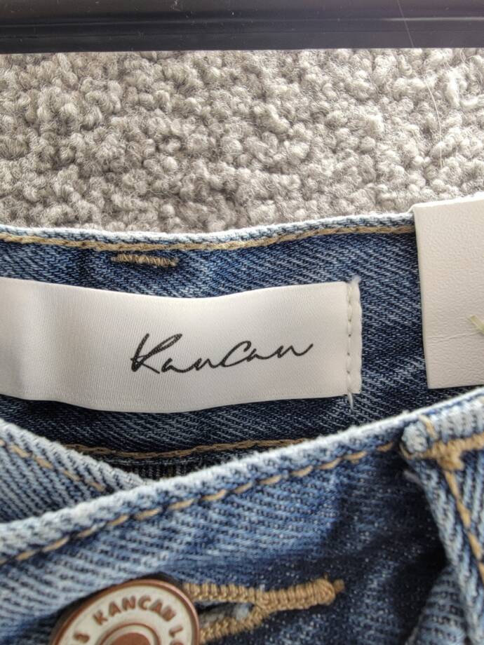 KanCan Hilo Ultra High Rise 90's Flare Jeans Women's 3/25 Medium Blue Button Zip